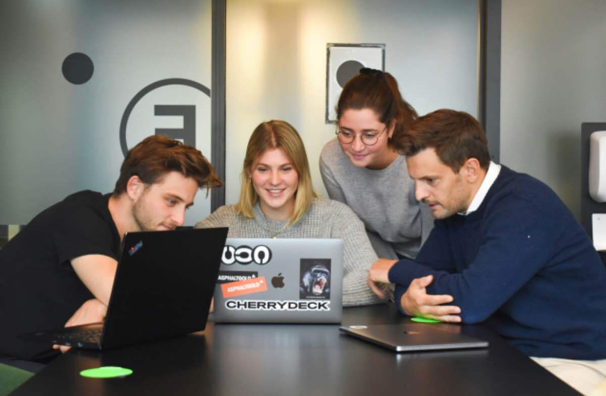 Popup Academy TALK